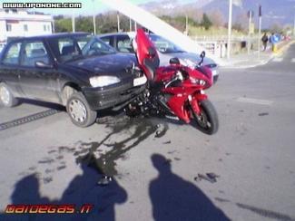 Click image for larger version

Name:	bike crash.jpg
Views:	71
Size:	51.4 KB
ID:	146004