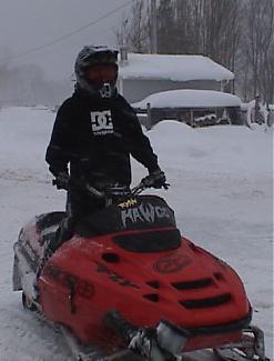 Click image for larger version

Name:	ryan on sled.jpg
Views:	58
Size:	53.1 KB
ID:	167317