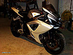 Click image for larger version

Name:	gsxr750_1.JPG
Views:	43
Size:	37.5 KB
ID:	235555