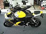 Click image for larger version

Name:	yellow black gsxr 1.jpg
Views:	45
Size:	39.4 KB
ID:	242873