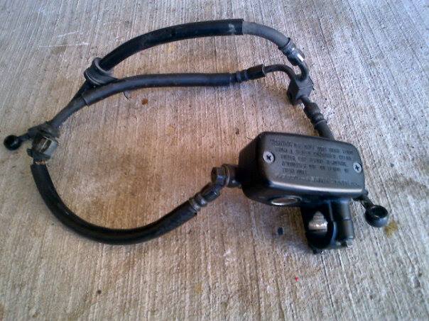 Name: FrontMasterCylinder1_zps42361ceb.jpg
Views: 142
Size: 56.9 KB