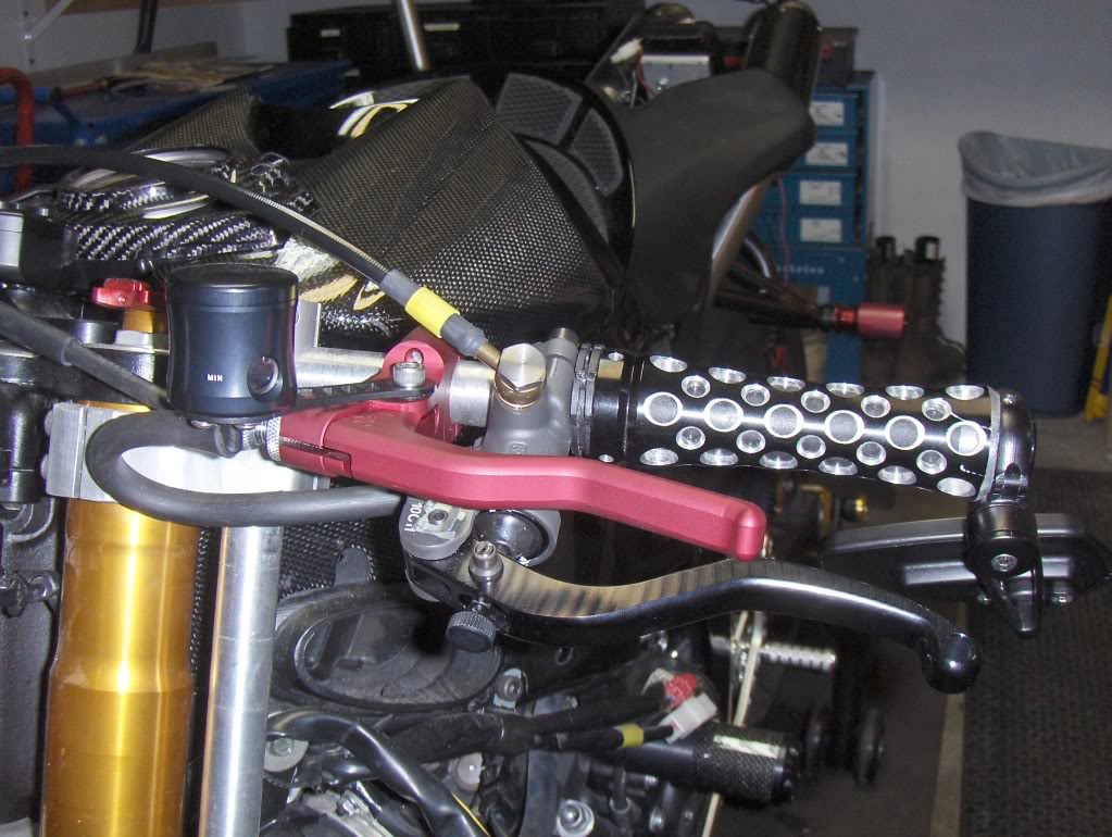 Name:  r1custom1wheelfelons2.jpg
Views: 2591
Size:  144.0 KB