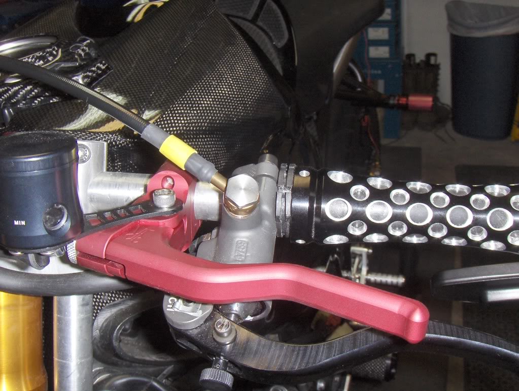 Name:  r1customBikeBuild1wheelfelons1.jpg
Views: 2462
Size:  145.7 KB