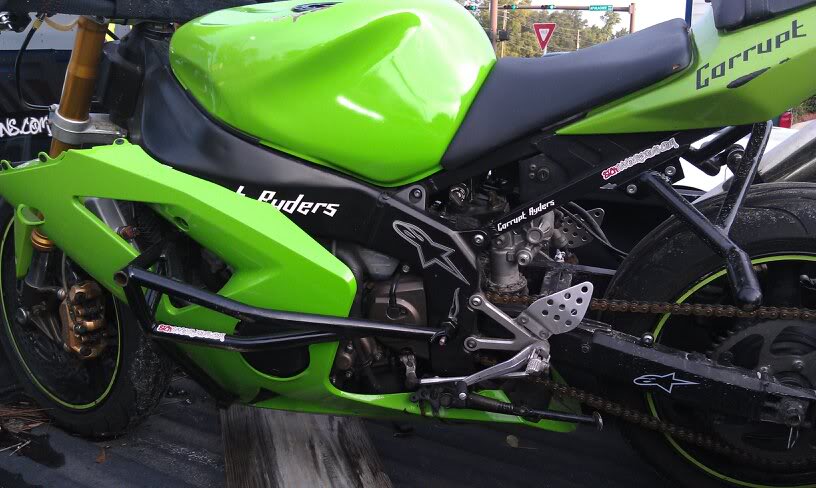 Name:  285975_699765772072_45108279_34604297_8349497_o.jpg
Views: 10
Size:  73.8 KB