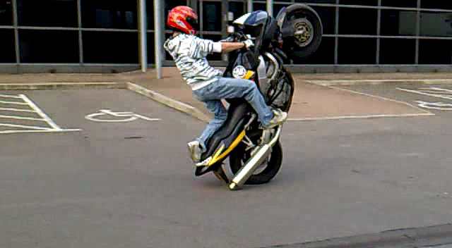 Name:  vlcsnap-2010-11-21-23h34m13s86-2.png
Views: 6
Size:  252.5 KB