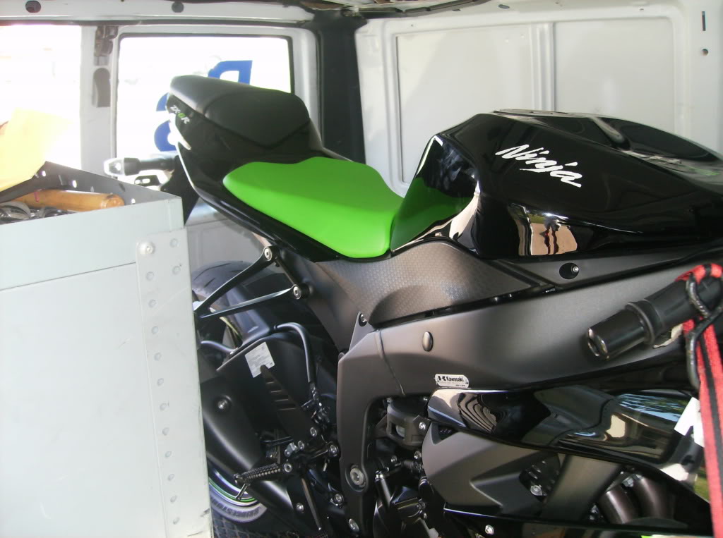 Name:  new09002.jpg
Views: 87
Size:  125.3 KB