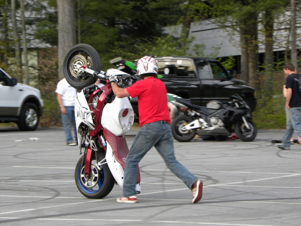 Name:  226.jpg
Views: 32
Size:  134.2 KB