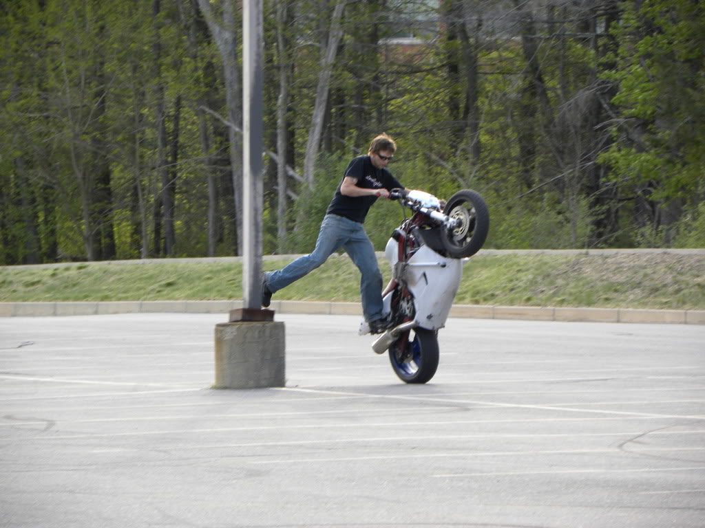 Name:  156.jpg
Views: 22
Size:  122.4 KB