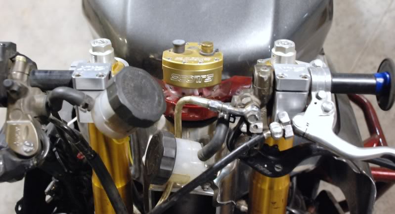 Name:  cliponbiketopclose.jpg
Views: 40
Size:  82.2 KB