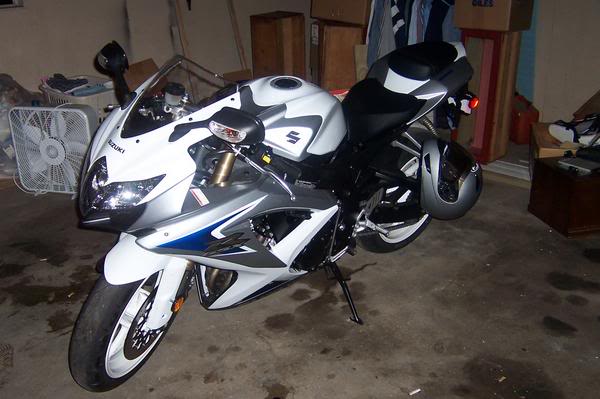 Name:  08gsxr.jpg
Views: 7
Size:  39.3 KB