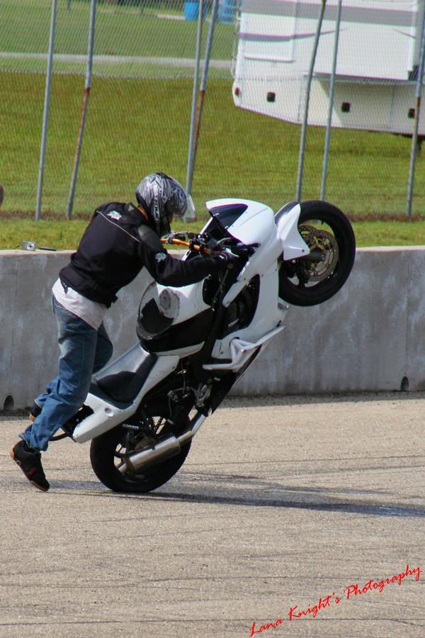 Name:  l_e02f0db663804788a2ce701031090a99.jpg
Views: 16
Size:  89.6 KB