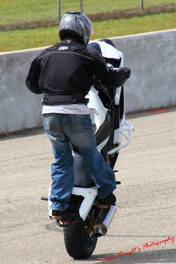 Name:  l_e441e33288944eed91de824a0a9562b9.jpg
Views: 12
Size:  75.9 KB