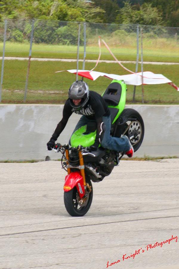 Name:  l_f2ba2825cfff4f369e2b660749343d7d.jpg
Views: 21
Size:  74.1 KB