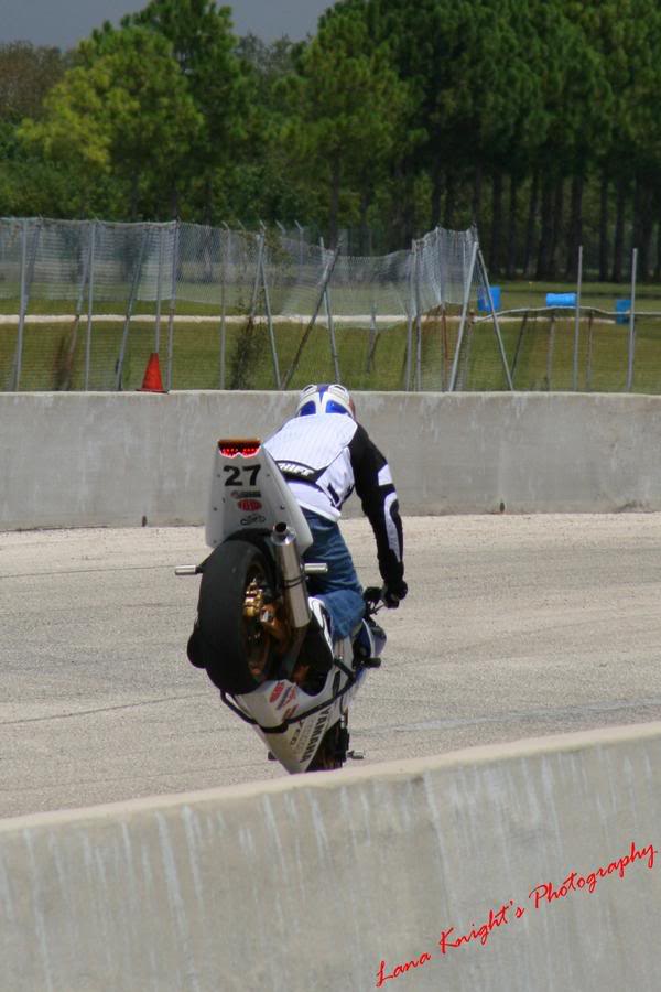 Name:  l_d48a770e86f04e8495cea75b563962b7.jpg
Views: 31
Size:  64.7 KB