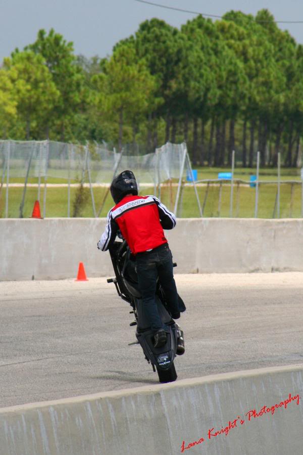 Name:  l_7a2adb25eed243b591f1f526082783cd.jpg
Views: 25
Size:  59.1 KB