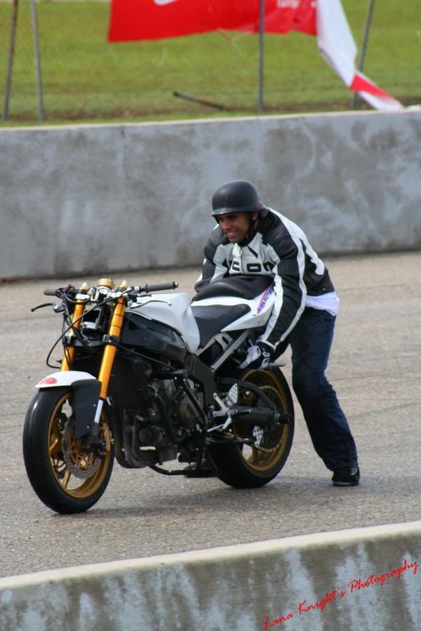 Name:  l_51ec2e89fac947d18e4cd84bd3b14ad2.jpg
Views: 33
Size:  66.1 KB