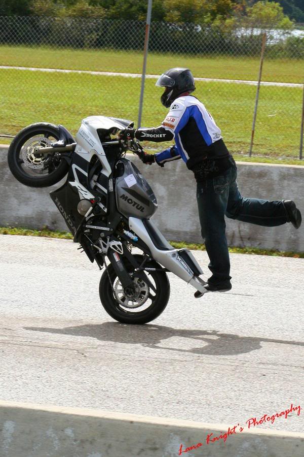 Name:  l_f65607b5eb1048a895dd104a40b53231.jpg
Views: 22
Size:  100.9 KB