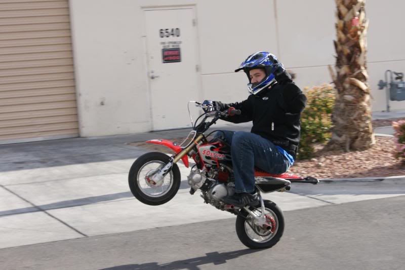 Name:  stunt03-29-08123.jpg
Views: 179
Size:  72.5 KB