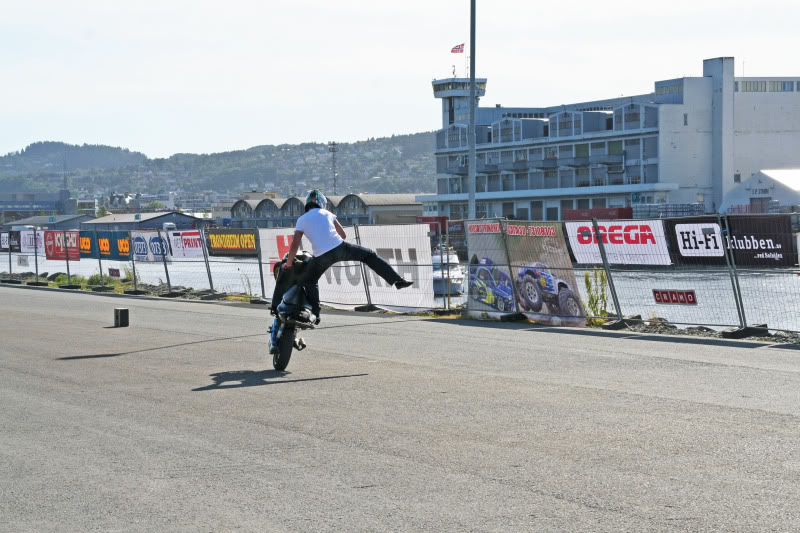 Name:  ola_ralph_loui_circles.jpg
Views: 17
Size:  116.7 KB