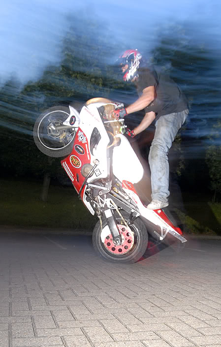 Name:  stuntaQ106.jpg
Views: 18
Size:  71.5 KB