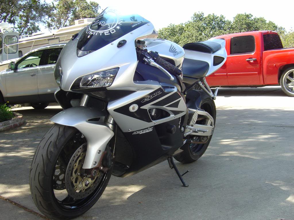 Name:  cbr1000rr007.jpg
Views: 9
Size:  125.1 KB