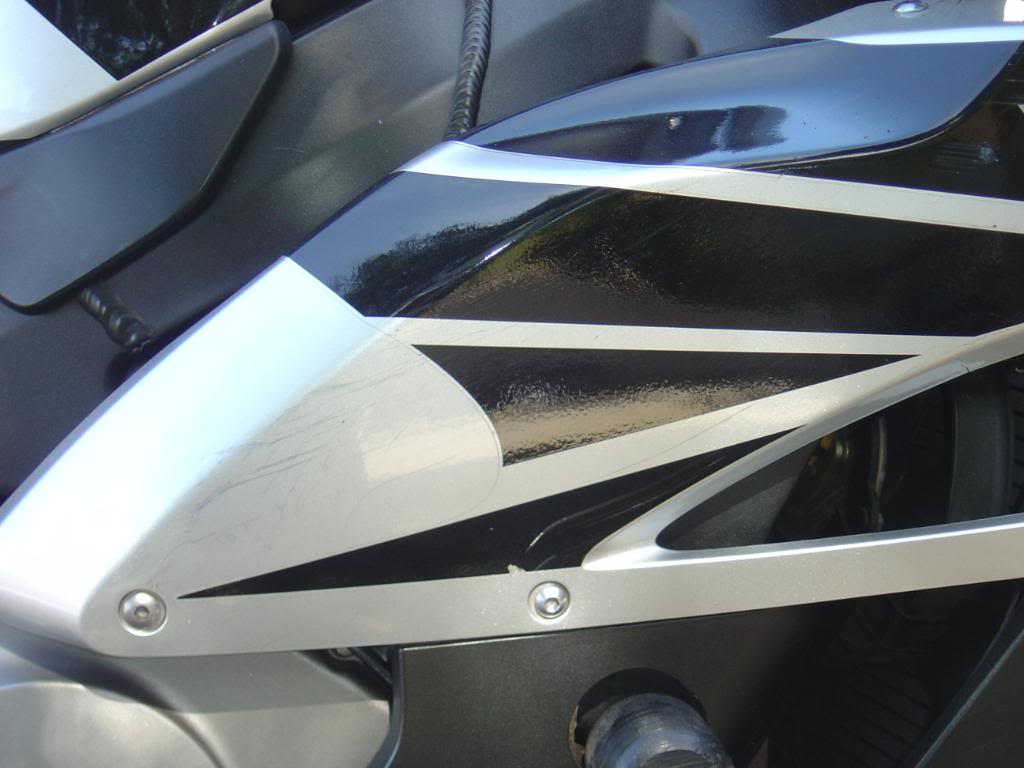 Name:  cbr1000rr003.jpg
Views: 8
Size:  70.4 KB