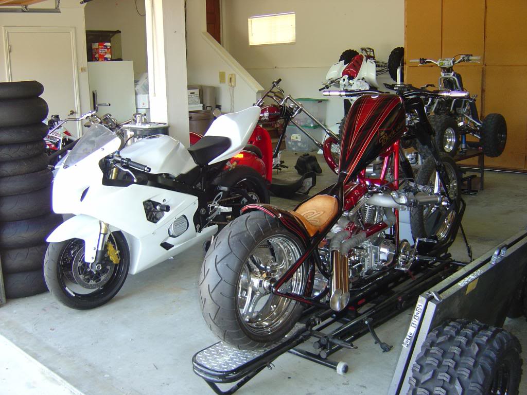 Name:  cbr1000rr015.jpg
Views: 179
Size:  123.7 KB