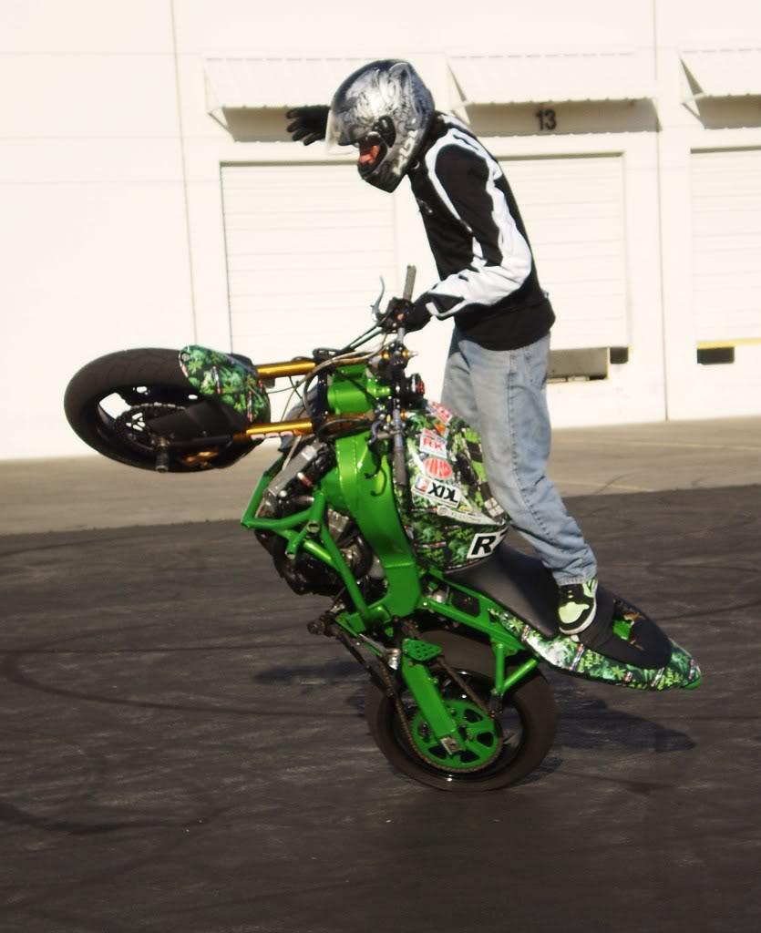 Name:  hhhhh105.jpg
Views: 127
Size:  89.7 KB