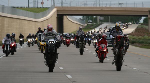 Name:  mr2-1.jpg
Views: 31
Size:  29.7 KB