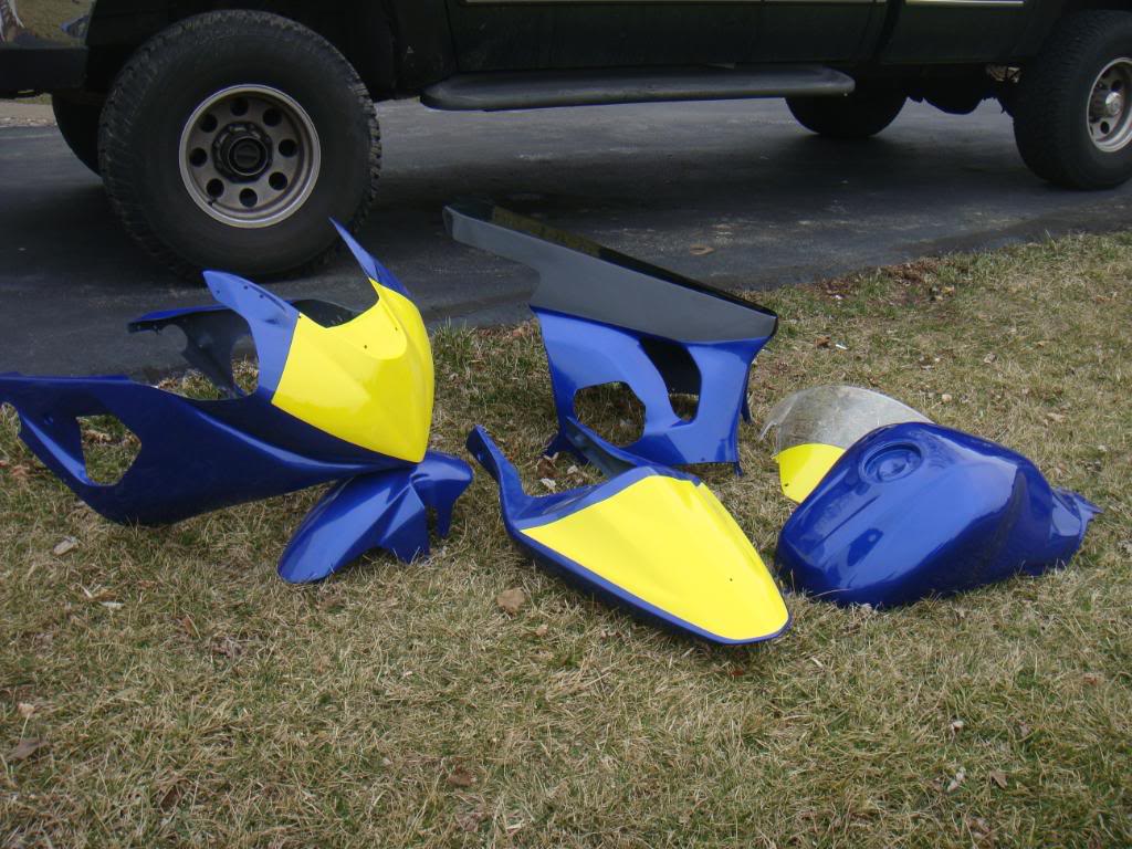 Name:  gsxr.jpg
Views: 98
Size:  147.7 KB