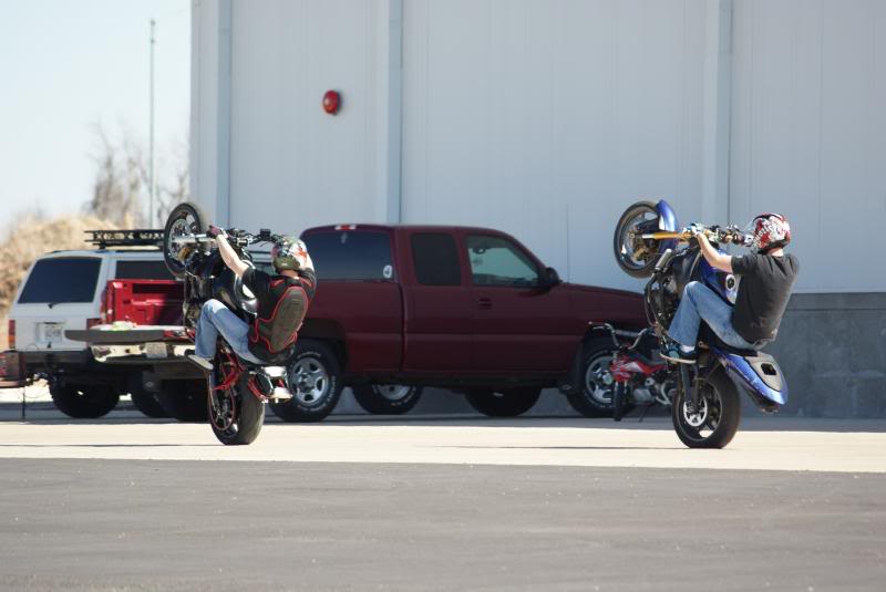 Name:  dooiejermy1.jpg
Views: 9
Size:  38.9 KB