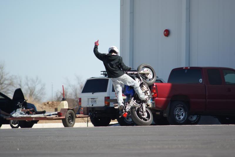 Name:  johnny18.jpg
Views: 9
Size:  34.4 KB