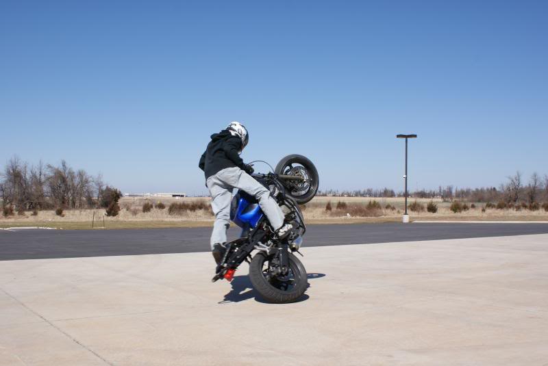 Name:  johnny08.jpg
Views: 10
Size:  32.7 KB