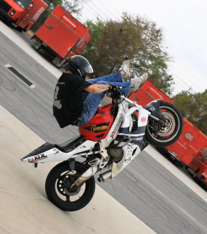 Name:  2-15-2009bw053.jpg
Views: 89
Size:  102.5 KB