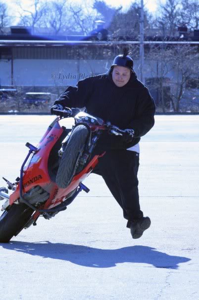 Name:  130.jpg
Views: 9
Size:  40.3 KB