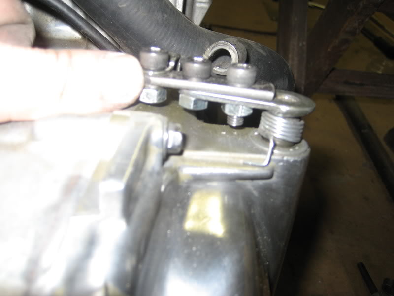 Name:  garage061.jpg
Views: 6
Size:  43.7 KB