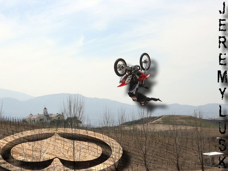 Name:  luskflip_1024X768.jpg
Views: 28
Size:  83.5 KB