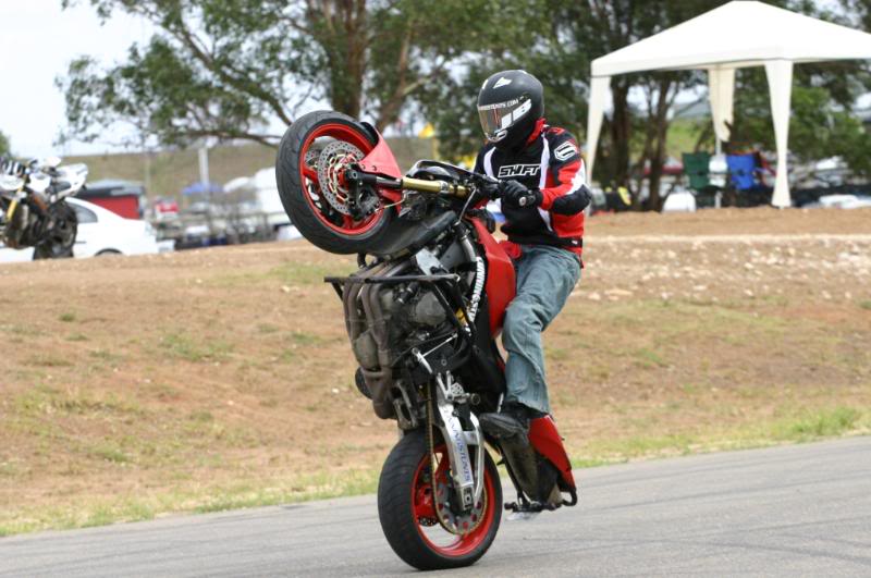 Name:  StuntskillsJ8084.jpg
Views: 14
Size:  69.6 KB