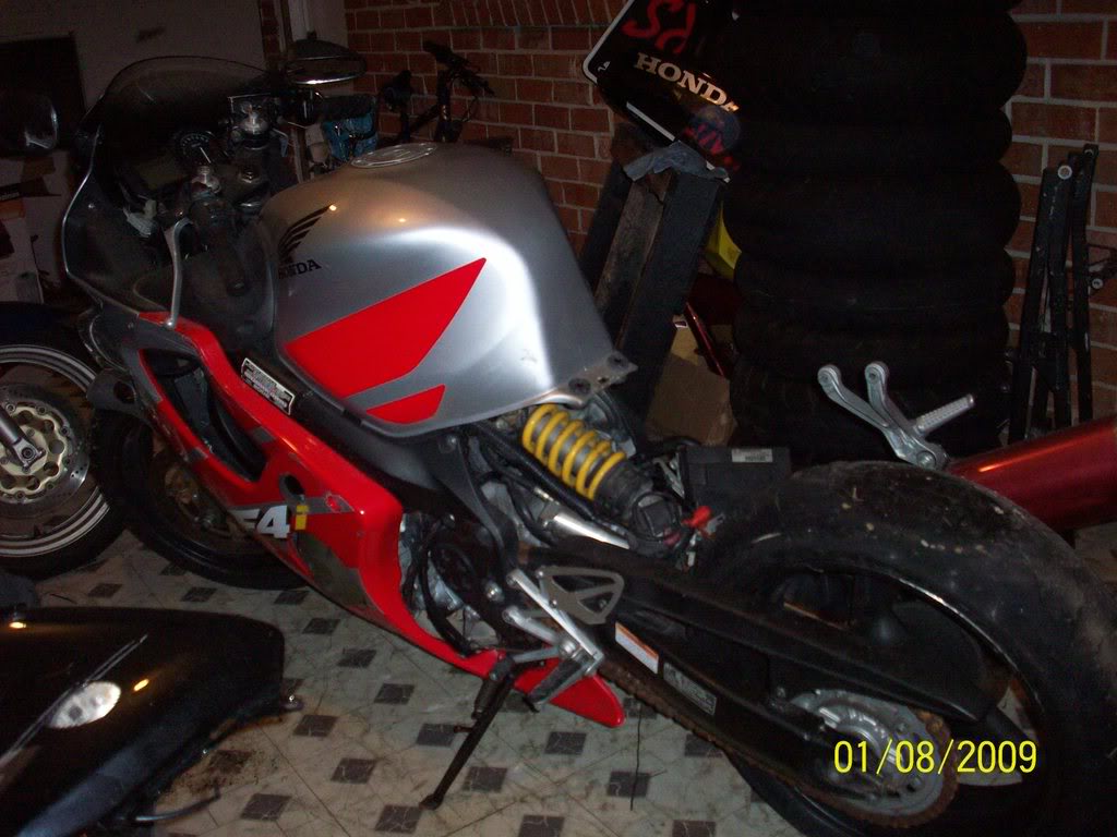 Name:  F4i_003.jpg
Views: 10
Size:  111.8 KB