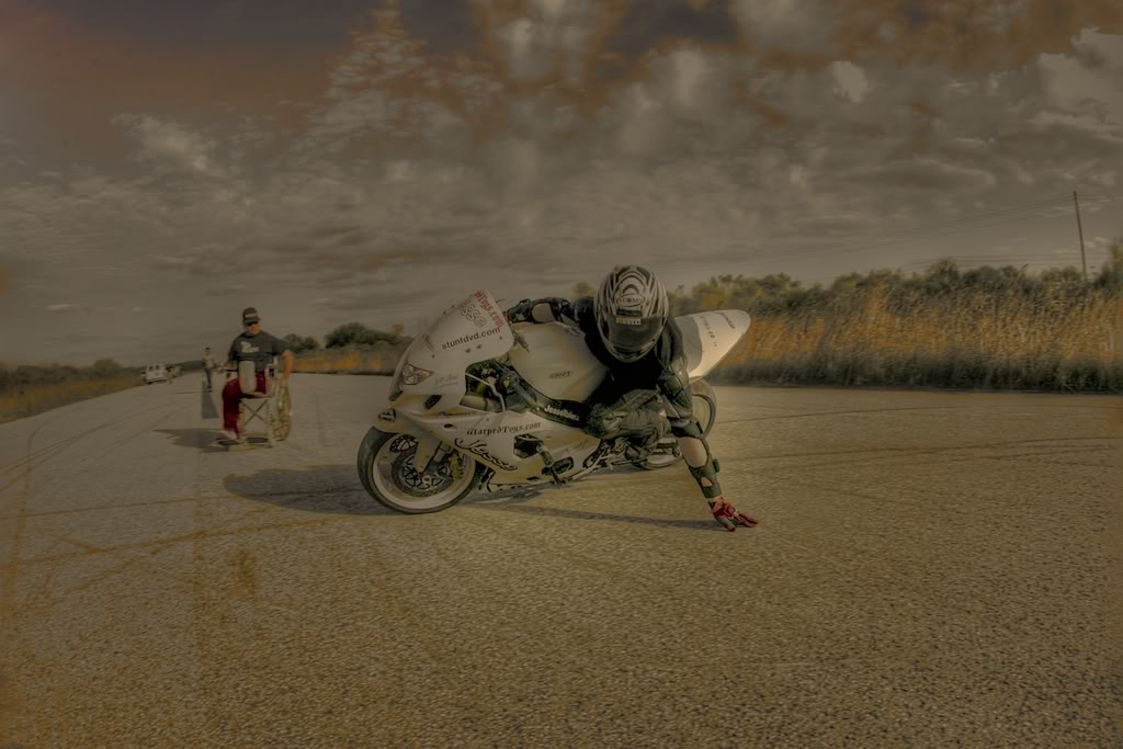Name:  hdr-sparky-Copy_.jpg
Views: 9
Size:  89.0 KB