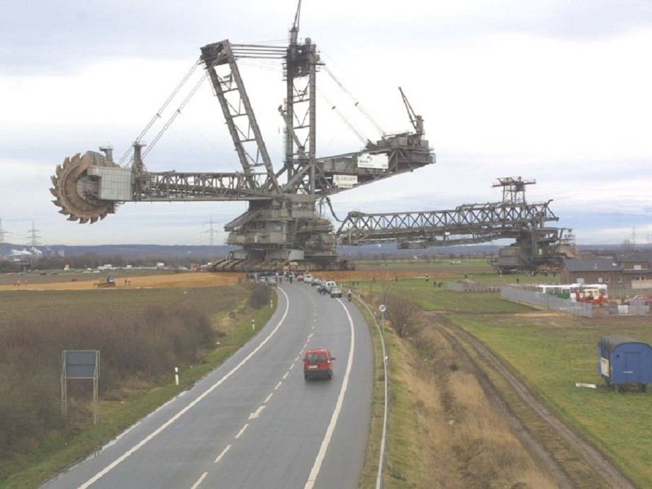 Name:  Dozer1.jpg
Views: 5
Size:  131.9 KB