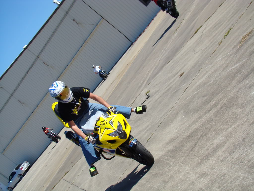 Name:  stuntin1192008387.jpg
Views: 130
Size:  152.7 KB