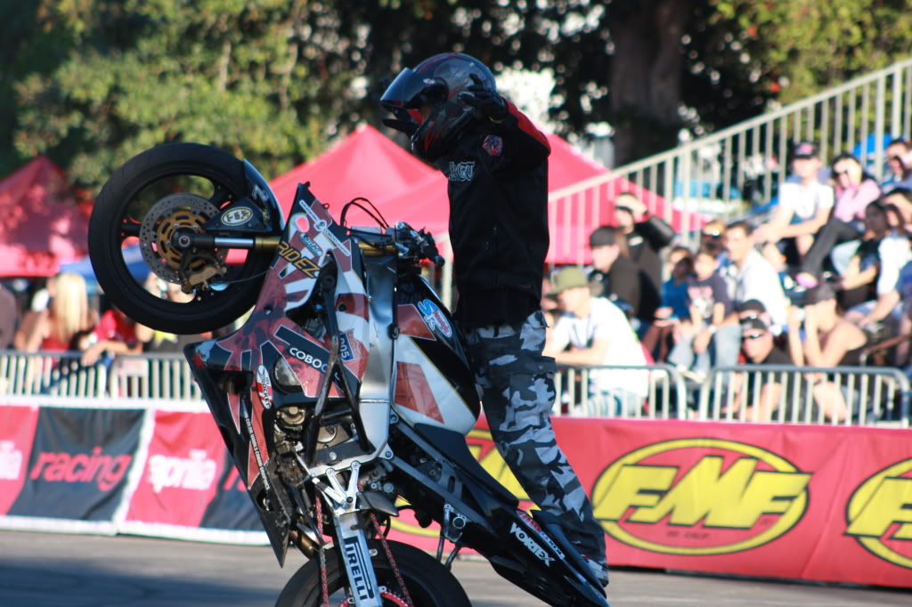 Name:  xdlshow08127.jpg
Views: 15
Size:  140.2 KB