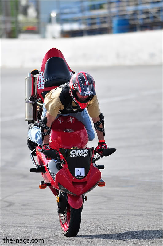 Name:  stoppie2.jpg
Views: 7
Size:  87.6 KB