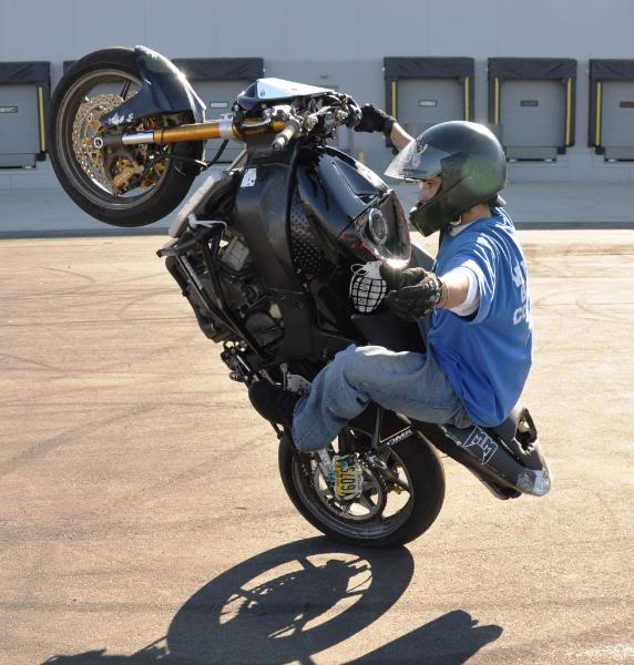 Name:  DFLhalloweenstreets5272.jpg
Views: 129
Size:  92.0 KB