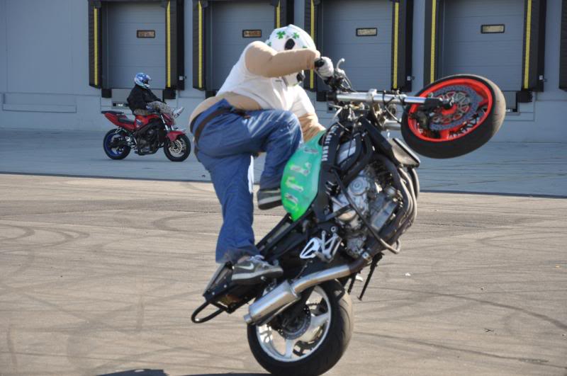 Name:  DFLhalloweenstreets431.jpg
Views: 116
Size:  92.4 KB