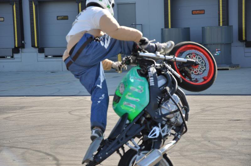 Name:  DFLhalloweenstreets426.jpg
Views: 79
Size:  91.2 KB