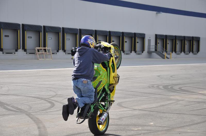 Name:  DFLHalloween08118.jpg
Views: 127
Size:  83.6 KB