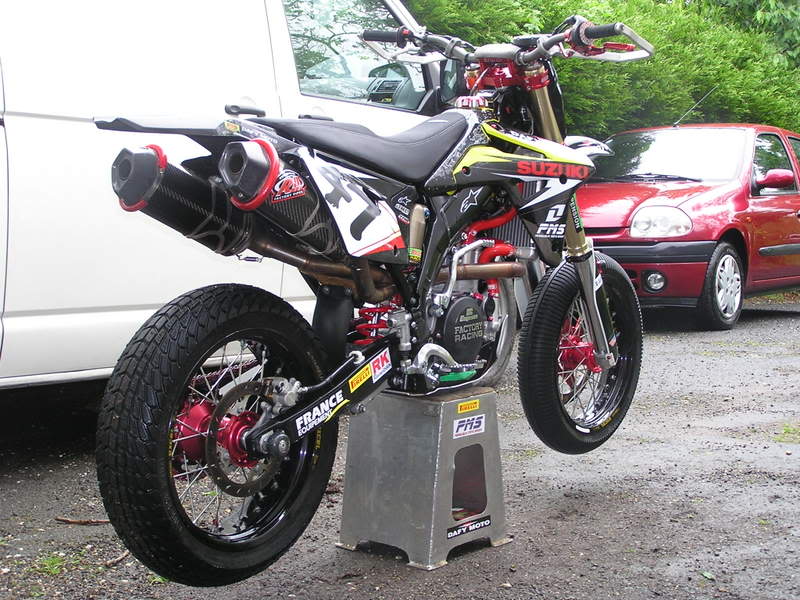 Name:  p1010003jv2.jpg
Views: 8
Size:  100.4 KB