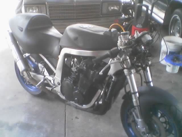 Name:  gsxr711right2.jpg
Views: 7
Size:  28.9 KB